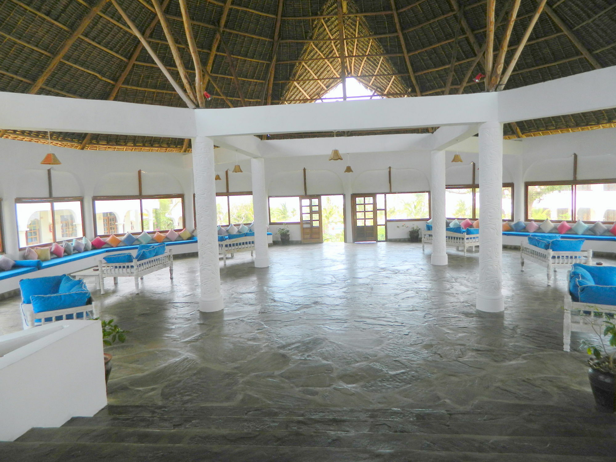 Jumbo Watamu Hotel Exterior photo