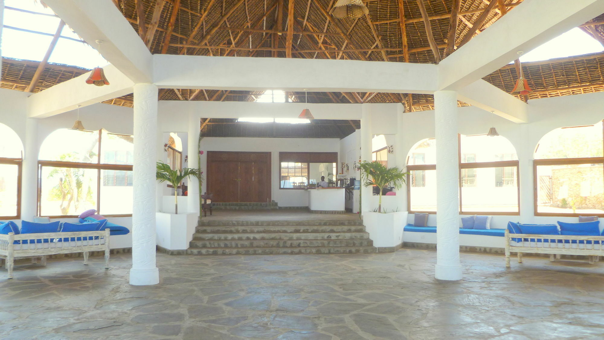 Jumbo Watamu Hotel Exterior photo