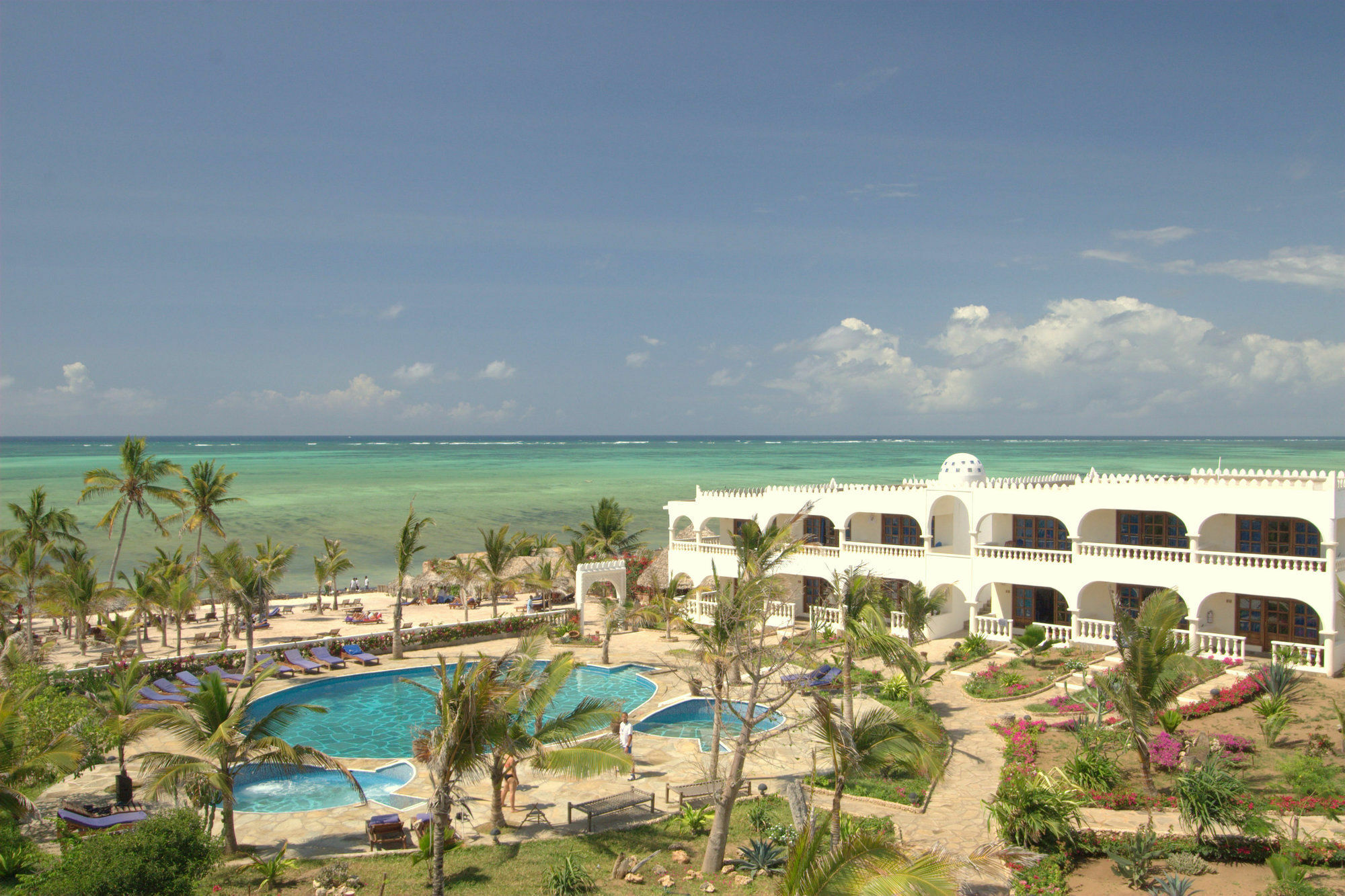 Jumbo Watamu Hotel Exterior photo